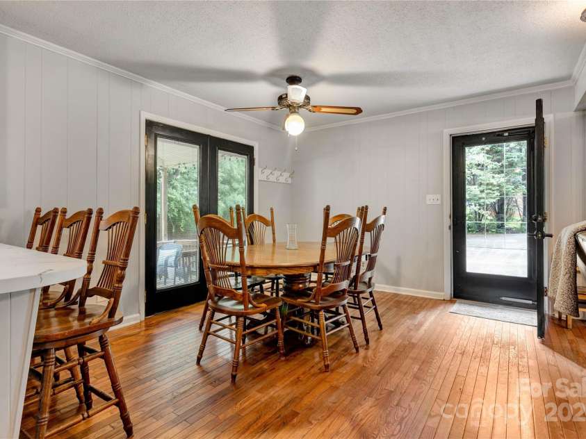 511 Apple Lane, Bessemer City, NC 28016.  MLS# CAR4260322, YatesRealty ID 17654. 