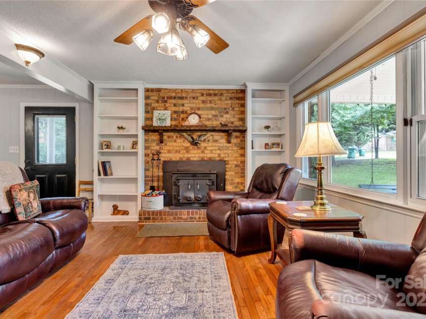 511 Apple Lane, Bessemer City, NC 28016.  MLS# CAR4260322, YatesRealty ID 17654. 