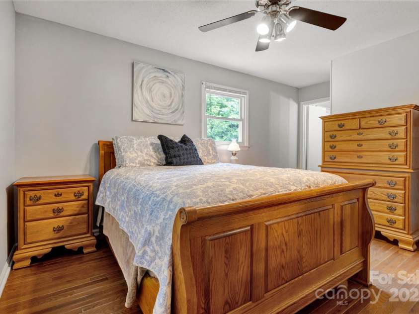 511 Apple Lane, Bessemer City, NC 28016.  MLS# CAR4260322, YatesRealty ID 17654. Primary bedroom with half bath