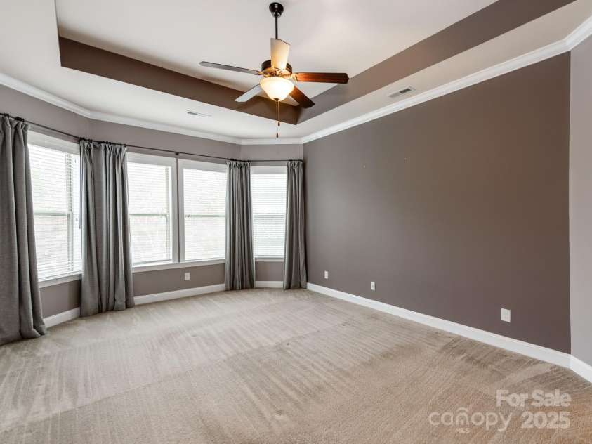 14700 Old Vermillion Drive, Huntersville, NC 28078.  MLS# CAR4265181, YatesRealty ID 17657. 