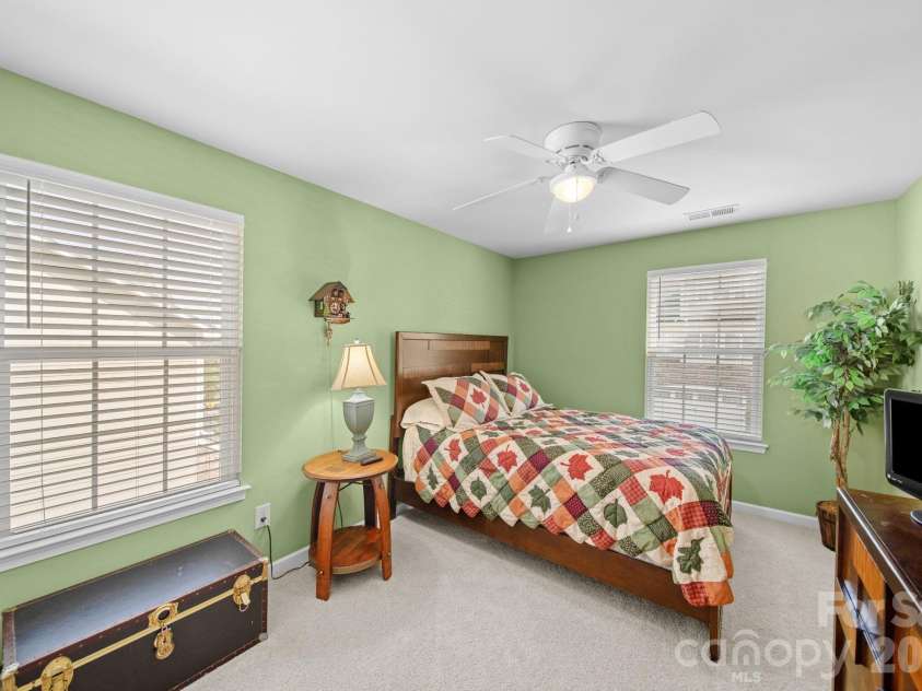 115 Inlet Point Drive, Fort Mill, SC 29708.  MLS# CAR4368782, YatesRealty ID 17658. 
