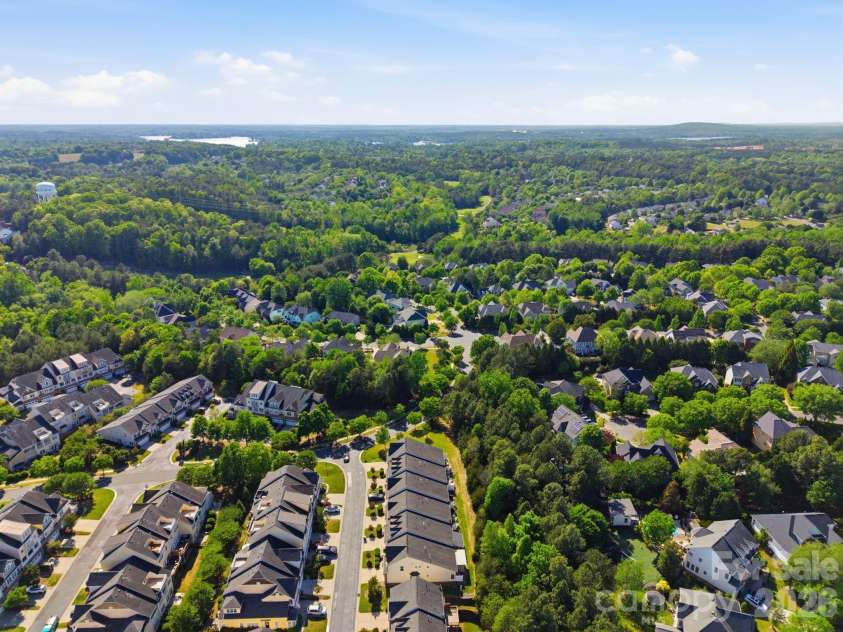 115 Inlet Point Drive, Fort Mill, SC 29708.  MLS# CAR4368782, YatesRealty ID 17658. 
