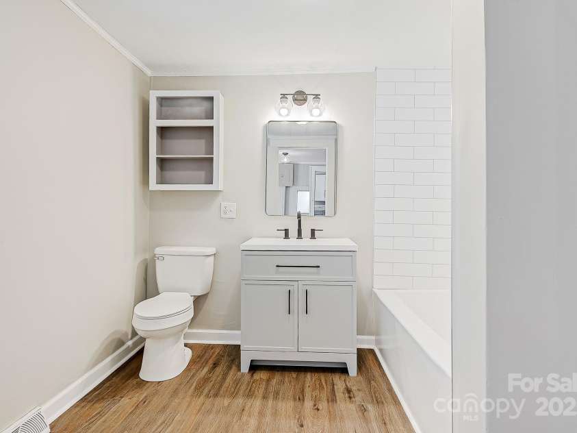 209 Yadkin Avenue, Spencer, NC 28159.  MLS# CAR4240843, YatesRealty ID 17659. 