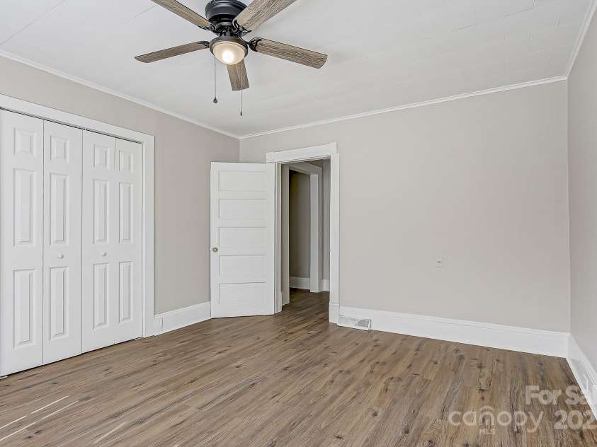 209 Yadkin Avenue, Spencer, NC 28159.  MLS# CAR4240843, YatesRealty ID 17659. 