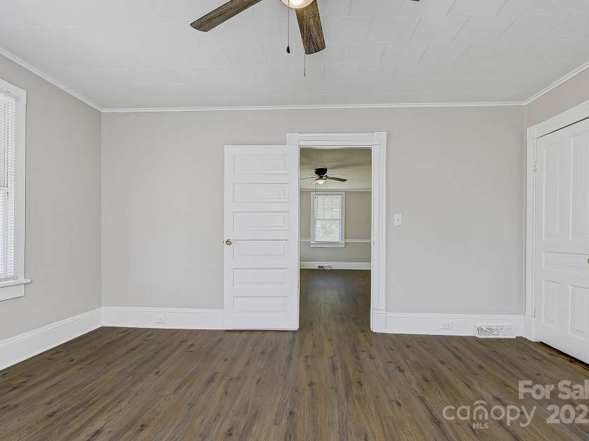 209 Yadkin Avenue, Spencer, NC 28159.  MLS# CAR4240843, YatesRealty ID 17659. 