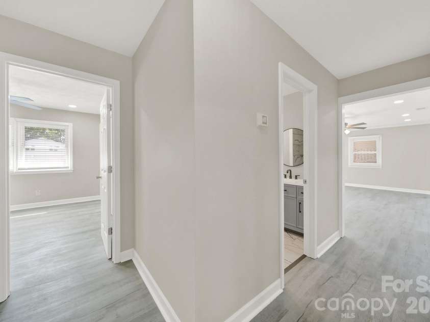 512 Villa Street, Kannapolis, NC 28083.  MLS# CAR4371750, YatesRealty ID 17659. 