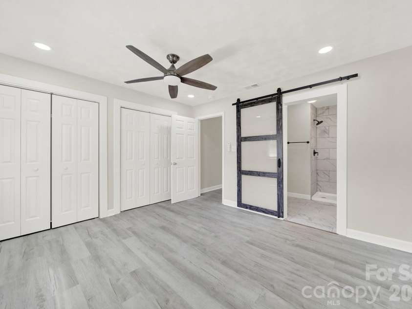 512 Villa Street, Kannapolis, NC 28083.  MLS# CAR4371750, YatesRealty ID 17659. 