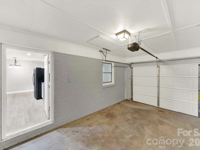 512 Villa Street, Kannapolis, NC 28083.  MLS# CAR4371750, YatesRealty ID 17659. 