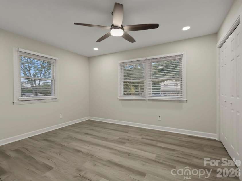512 Villa Street, Kannapolis, NC 28083.  MLS# CAR4428558, YatesRealty ID 17659. 