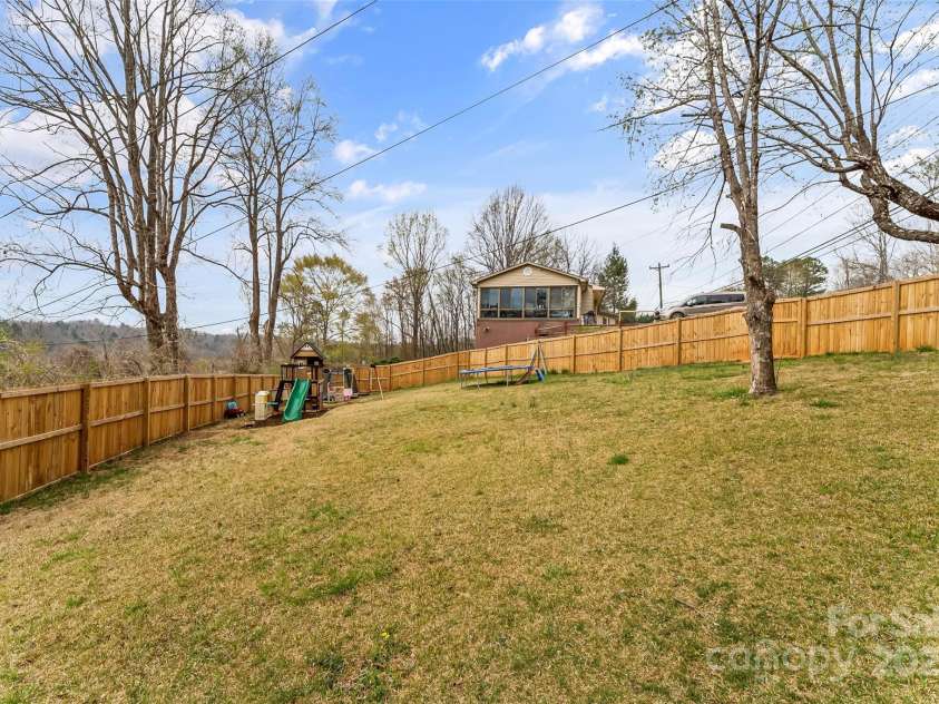 1203 Virginia Street, Lenoir, NC 28645.  MLS# CAR4243466, YatesRealty ID 17660. 