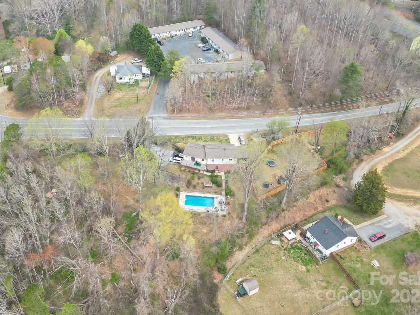 1203 Virginia Street, Lenoir, NC 28645.  MLS# CAR4243466, YatesRealty ID 17660. 