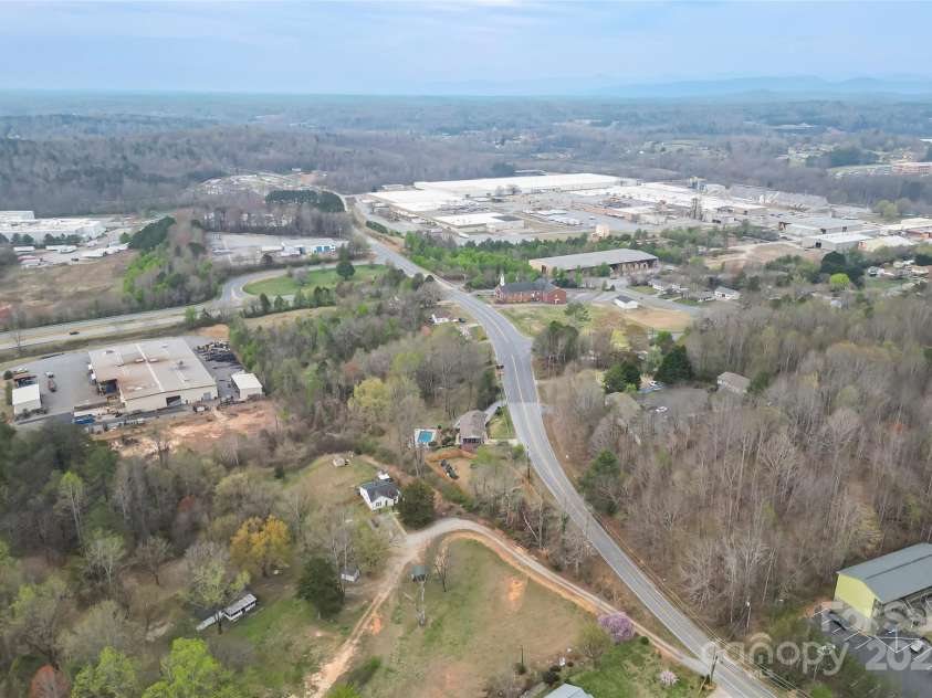 1203 Virginia Street, Lenoir, NC 28645.  MLS# CAR4243466, YatesRealty ID 17660. 