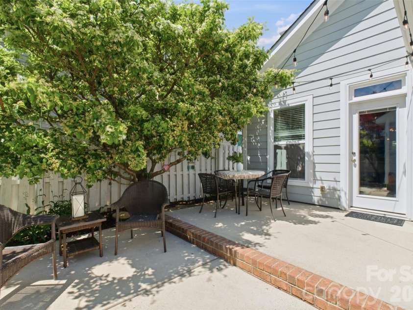22237 Market Street, Cornelius, NC 28031.  MLS# CAR4371723, YatesRealty ID 17661. 