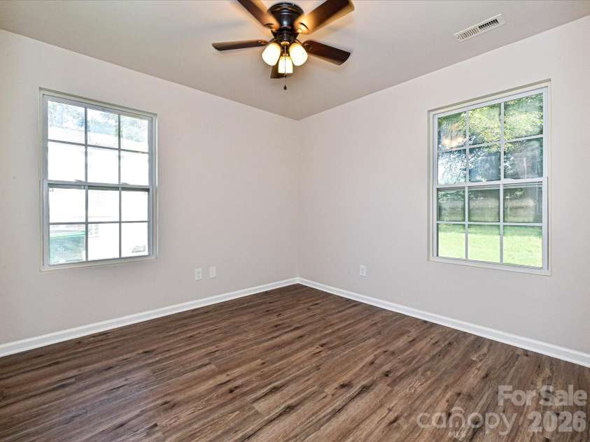 930 Wainwright Avenue, Charlotte, NC 28206.  MLS# CAR4424744, YatesRealty ID 17662. Bedroom 2