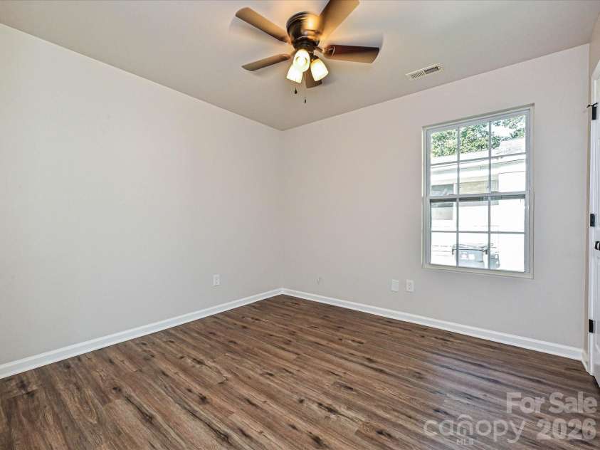 930 Wainwright Avenue, Charlotte, NC 28206.  MLS# CAR4424744, YatesRealty ID 17662. Bedroom 3