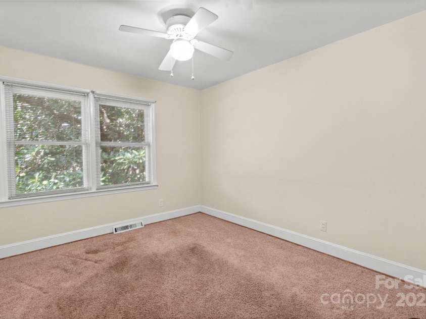 2922 Dunlavin Way, Charlotte, NC 28205.  MLS# CAR4234177, YatesRealty ID 17663. 