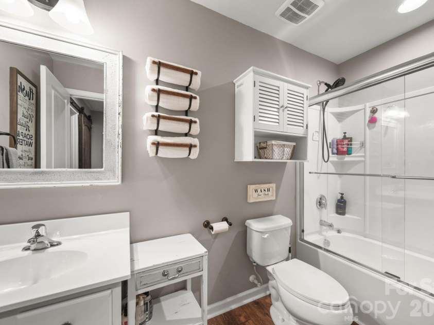 2019 Hamil Ridge Drive, Waxhaw, NC 28173.  MLS# CAR4371654, YatesRealty ID 17665. 