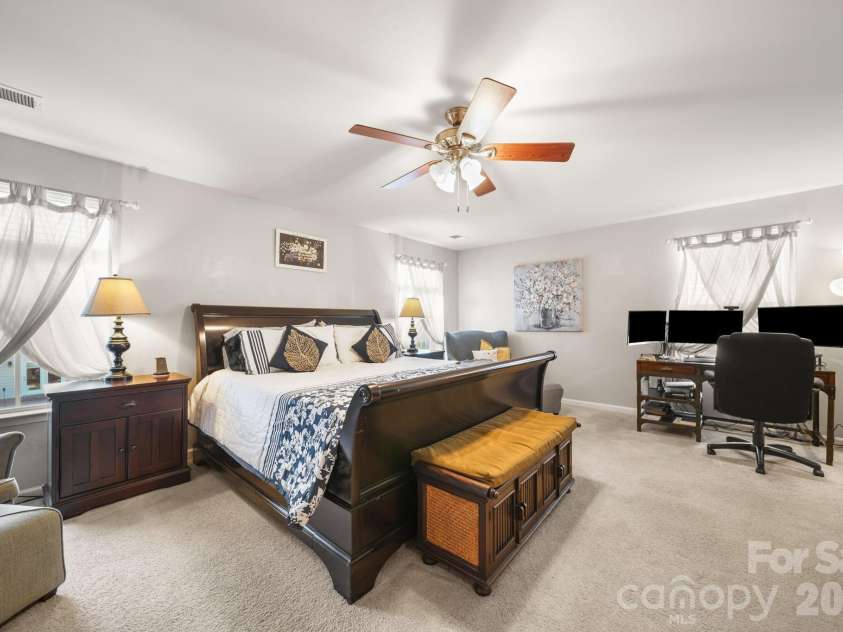 2019 Hamil Ridge Drive, Waxhaw, NC 28173.  MLS# CAR4371654, YatesRealty ID 17665. 
