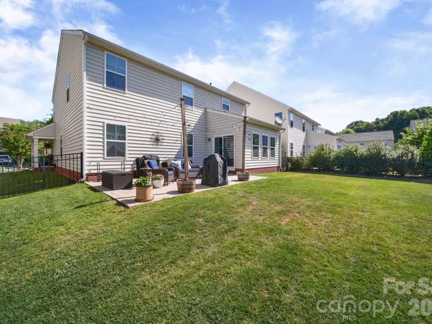 2019 Hamil Ridge Drive, Waxhaw, NC 28173.  MLS# CAR4371654, YatesRealty ID 17665. 