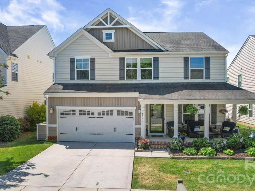 2019 Hamil Ridge Drive, Waxhaw, NC 28173.  MLS# CAR4371654, YatesRealty ID 17665. 
