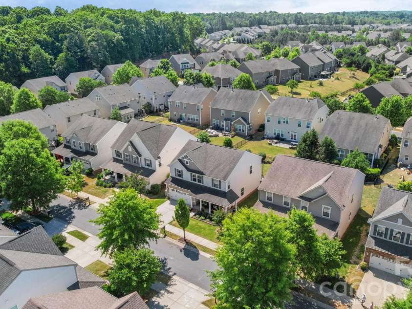2019 Hamil Ridge Drive, Waxhaw, NC 28173.  MLS# CAR4371654, YatesRealty ID 17665. 