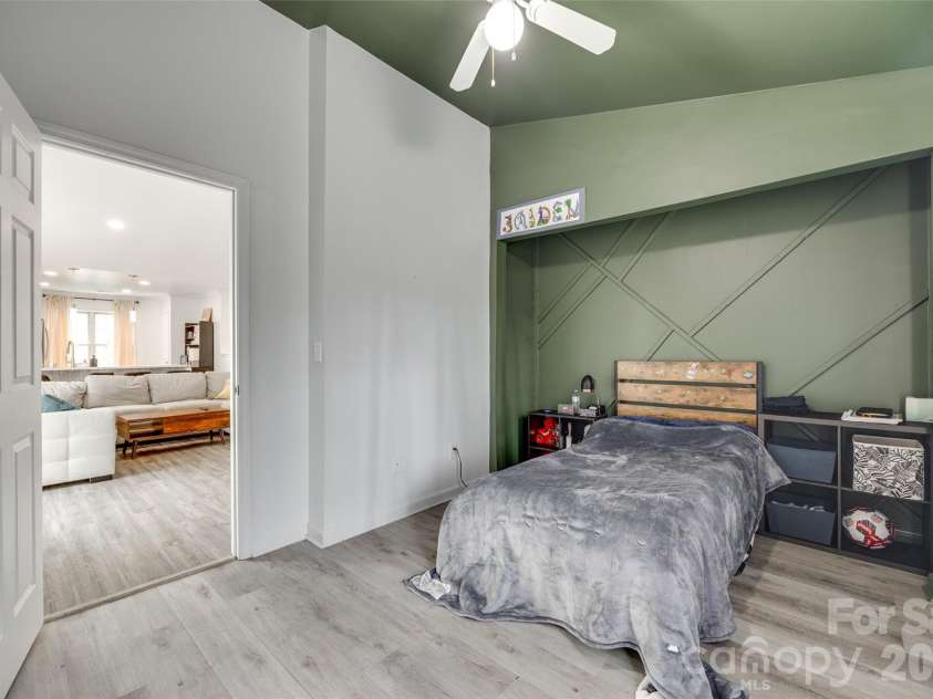 7442 Crestside Lane, Charlotte, NC 28227.  MLS# CAR4373229, YatesRealty ID 17666. 2nd bedroom