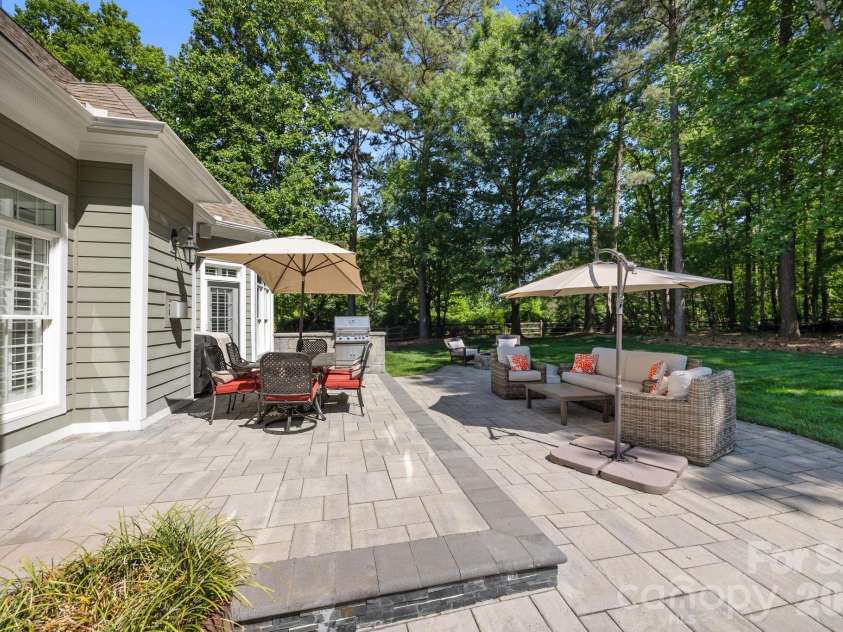 107 Spears Creek Drive, Mooresville, NC 28117.  MLS# CAR4371650, YatesRealty ID 17669. 