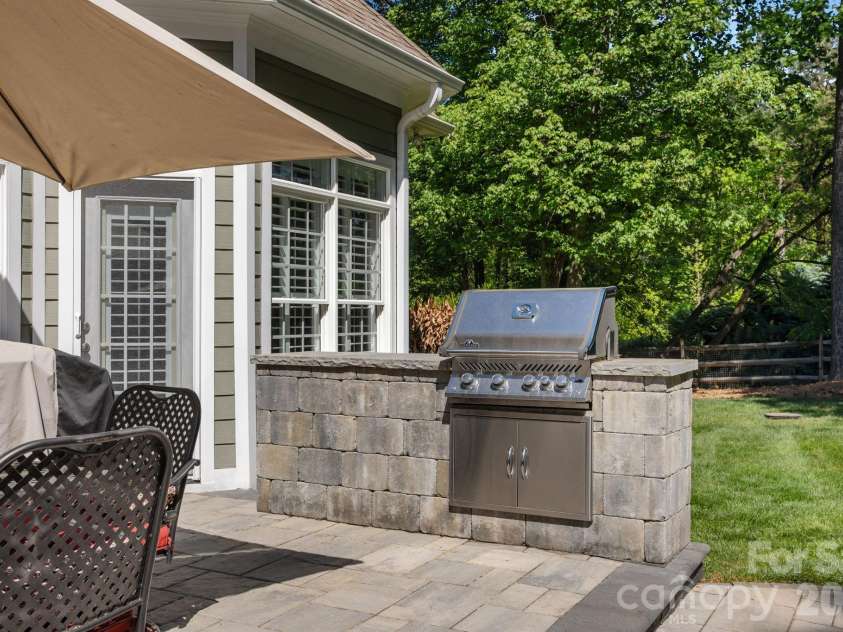 107 Spears Creek Drive, Mooresville, NC 28117.  MLS# CAR4371650, YatesRealty ID 17669. 
