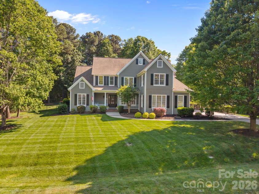 107 Spears Creek Drive, Mooresville, NC 28117.  MLS# CAR4371650, YatesRealty ID 17669. Gorgeous corner lot