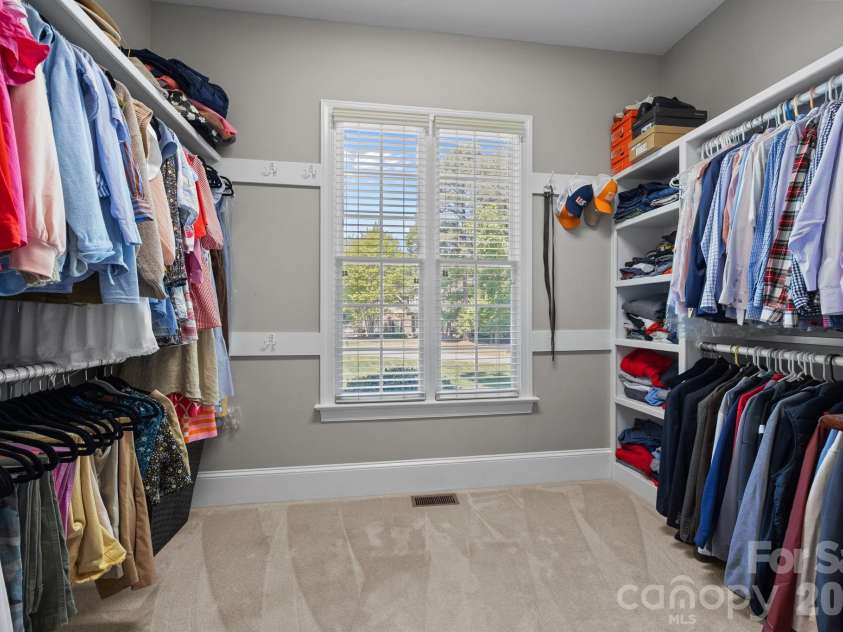 107 Spears Creek Drive, Mooresville, NC 28117.  MLS# CAR4371650, YatesRealty ID 17669. Primary closet