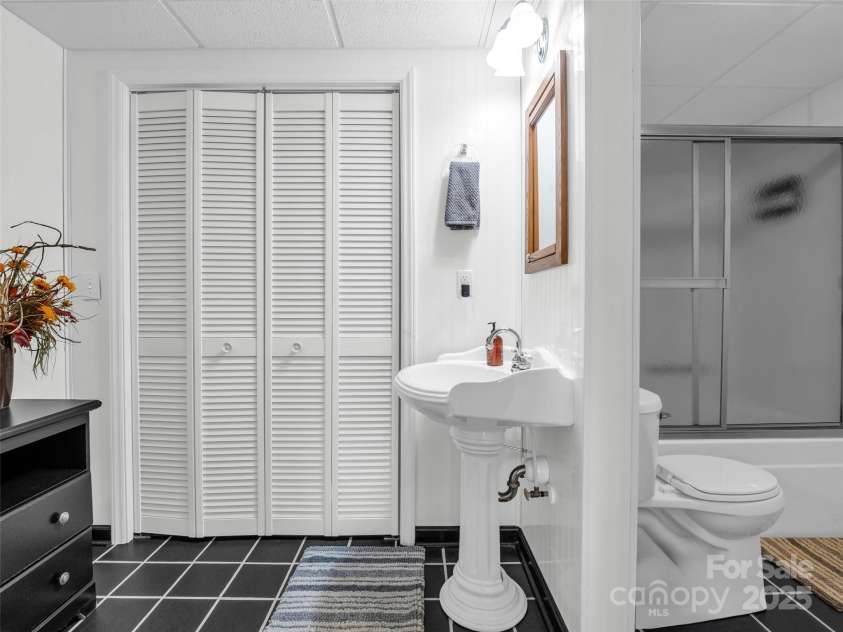 417 Garden Lane, Lake Lure, NC 28746.  MLS# CAR4208439, YatesRealty ID 1767. 