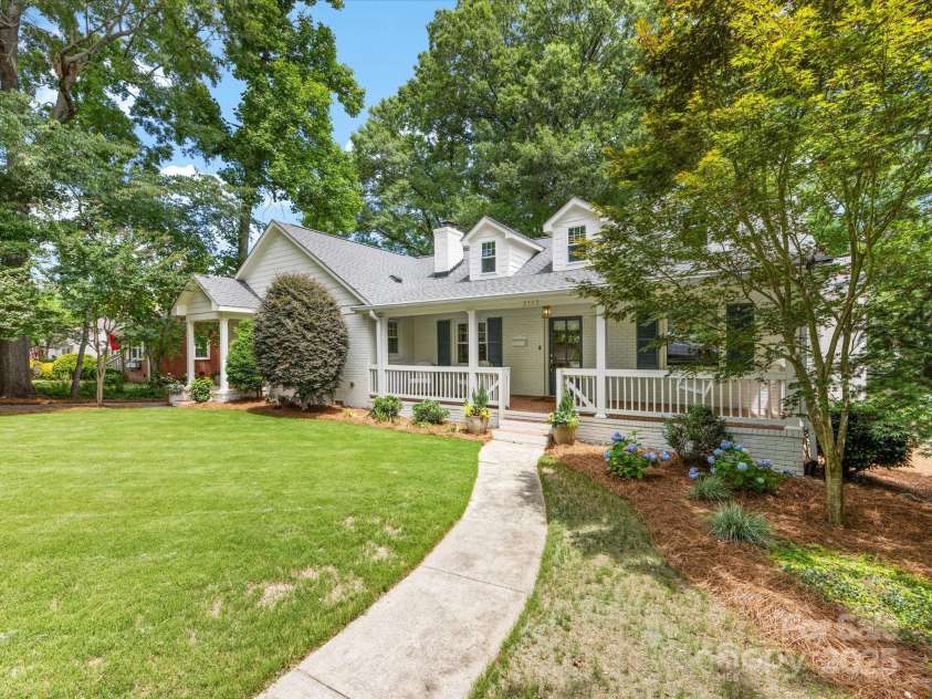 2112 Chatham Avenue, Charlotte, NC 28205.  MLS# CAR4264163, YatesRealty ID 17672. 