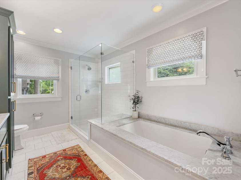 2112 Chatham Avenue, Charlotte, NC 28205.  MLS# CAR4264163, YatesRealty ID 17672. 