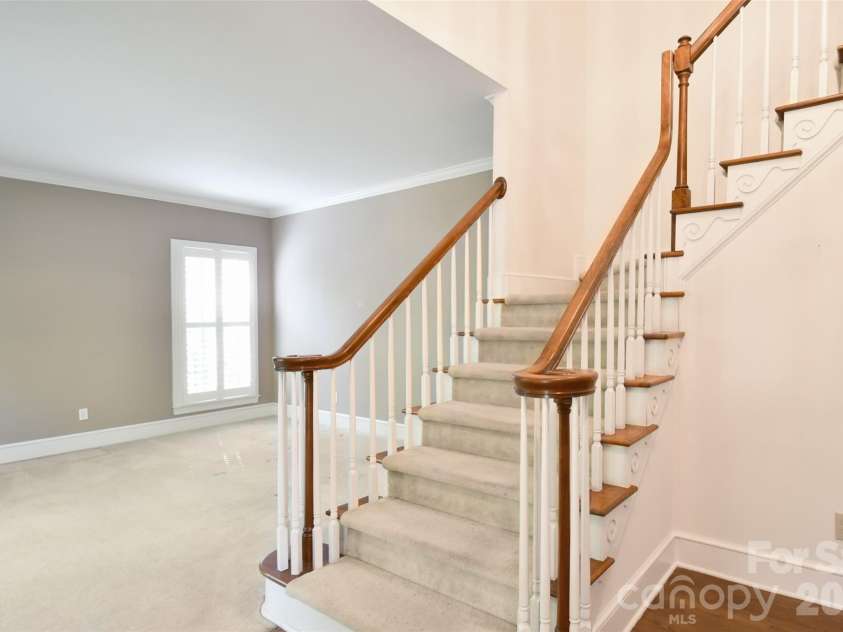 7201 Leharne Drive, Charlotte, NC 28270.  MLS# CAR4366513, YatesRealty ID 17673. 