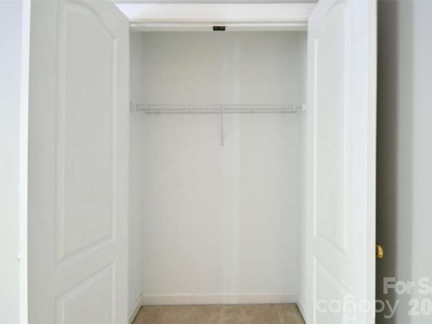 7201 Leharne Drive, Charlotte, NC 28270.  MLS# CAR4366513, YatesRealty ID 17673. 