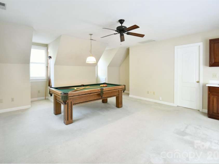 7201 Leharne Drive, Charlotte, NC 28270.  MLS# CAR4366513, YatesRealty ID 17673. 
