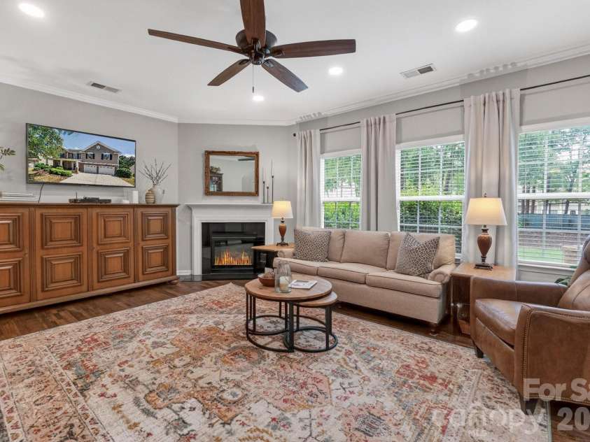 1066 Mclaren Drive, Belmont, NC 28012.  MLS# CAR4372541, YatesRealty ID 17674. 
