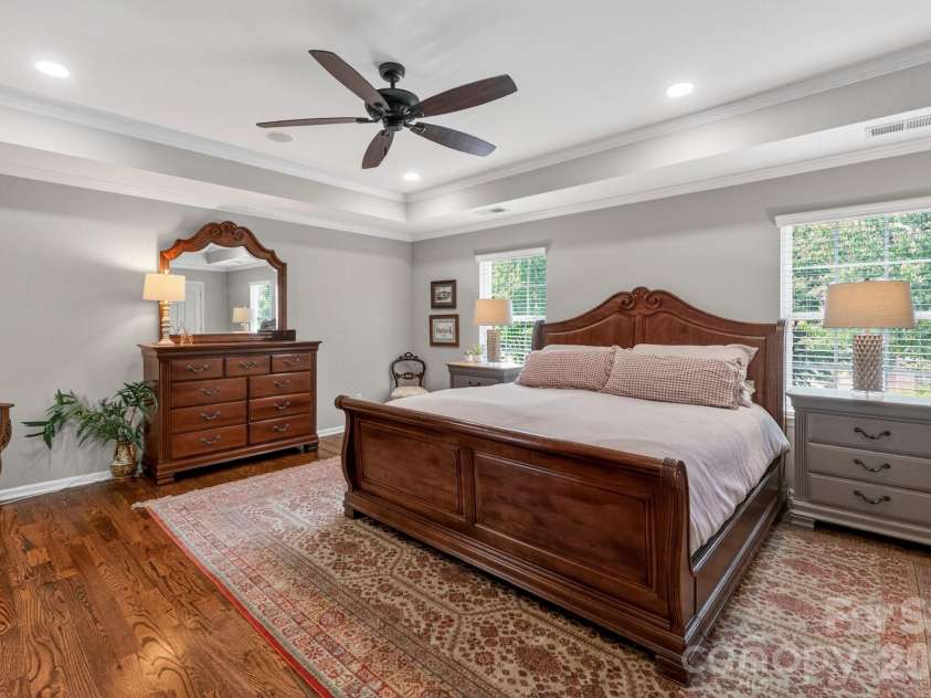 1066 Mclaren Drive, Belmont, NC 28012.  MLS# CAR4372541, YatesRealty ID 17674. 