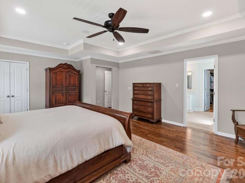 1066 Mclaren Drive, Belmont, NC 28012.  MLS# CAR4372541, YatesRealty ID 17674. 