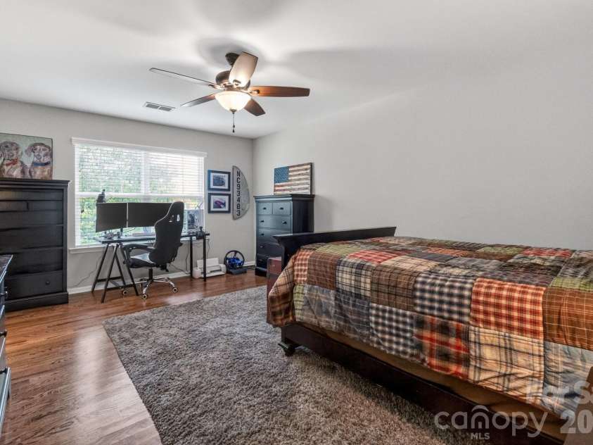 1066 Mclaren Drive, Belmont, NC 28012.  MLS# CAR4372541, YatesRealty ID 17674. 