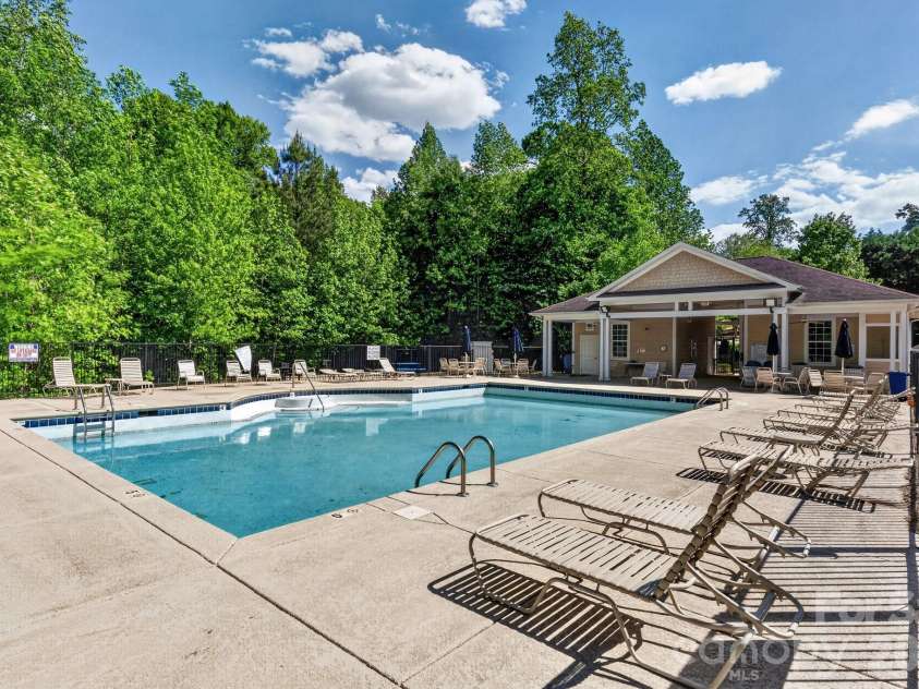 1066 Mclaren Drive, Belmont, NC 28012.  MLS# CAR4372541, YatesRealty ID 17674. 