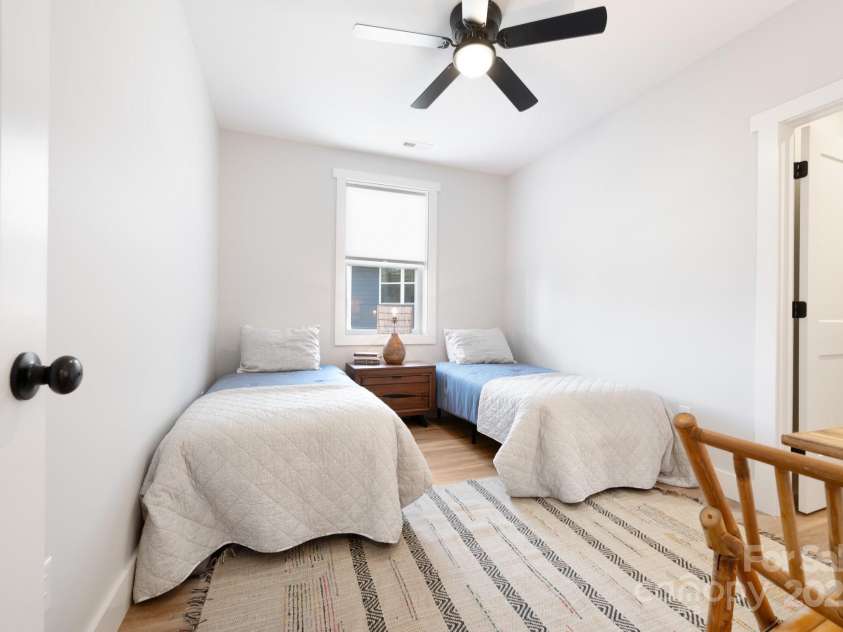 20 Tahkieostie Trail, Asheville, NC 28806.  MLS# CAR4221913, YatesRealty ID 17675. Another spacious bedroom on lower level