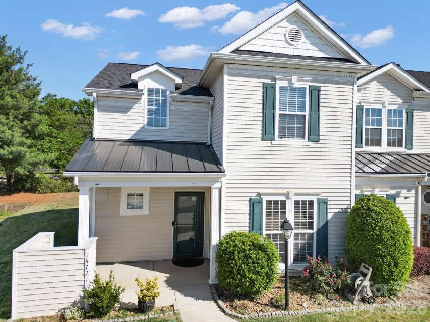 14721 Lions Pride Court, Charlotte, NC 28273.  MLS# CAR4396371, YatesRealty ID 17677. 