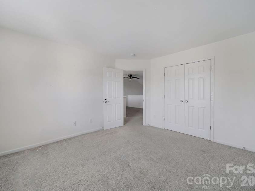 14721 Lions Pride Court, Charlotte, NC 28273.  MLS# CAR4396371, YatesRealty ID 17677. See Staged Version