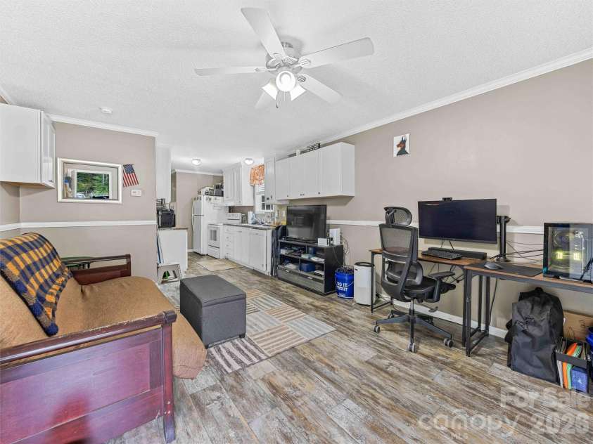 945 Roaring Fork Road, Hot Springs, NC 28743.  MLS# CAR4307267, YatesRealty ID 17678. Mobile Home