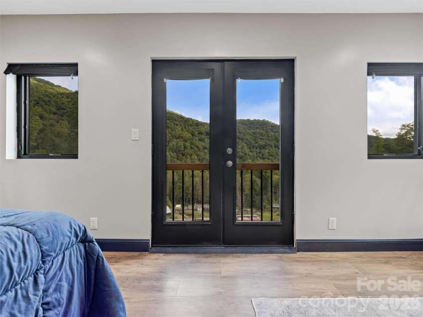 945 Roaring Fork Road, Hot Springs, NC 28743.  MLS# CAR4307267, YatesRealty ID 17678. Primary mountain views