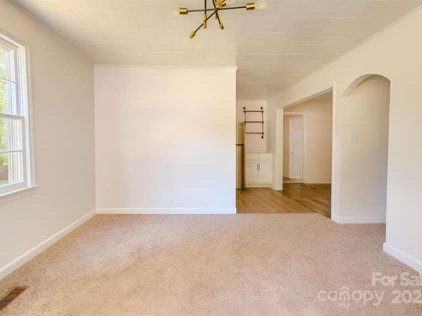 1401 Woodman Hall Street, Shelby, NC 28152.  MLS# CAR4311885, YatesRealty ID 17679. 