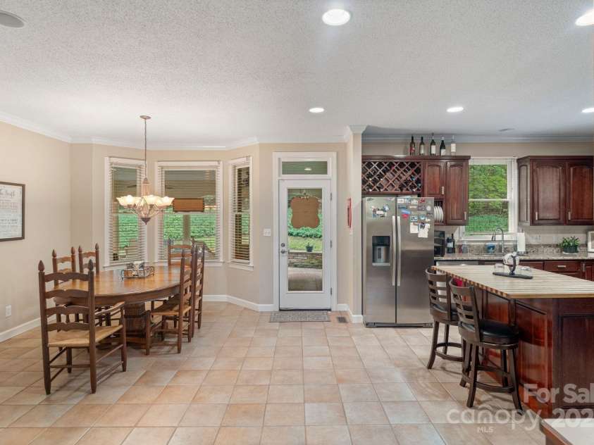 104 Belvedere Drive, Morganton, NC 28655.  MLS# CAR4254900, YatesRealty ID 1768. 
