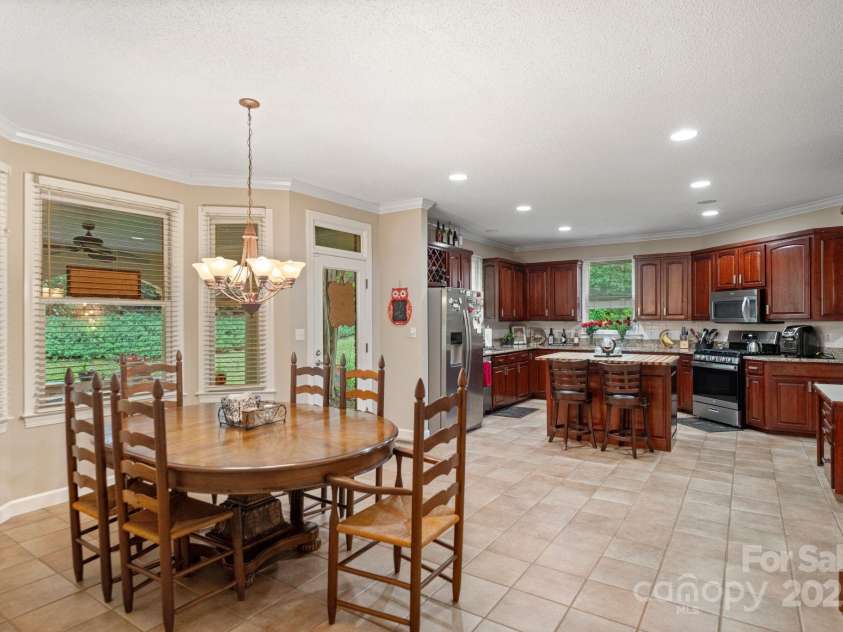104 Belvedere Drive, Morganton, NC 28655.  MLS# CAR4254900, YatesRealty ID 1768. 
