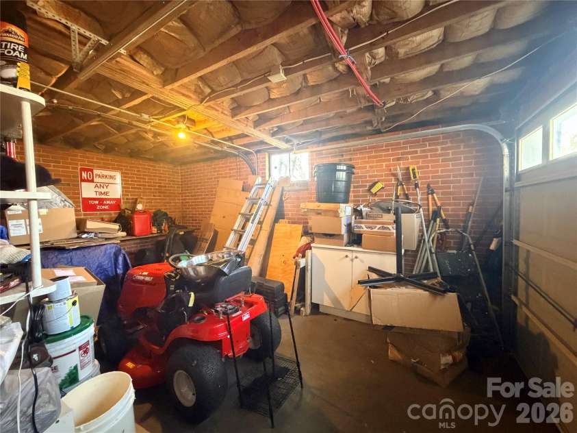 313 Martin Street, Wadesboro, NC 28170.  MLS# CAR4345518, YatesRealty ID 1768. 